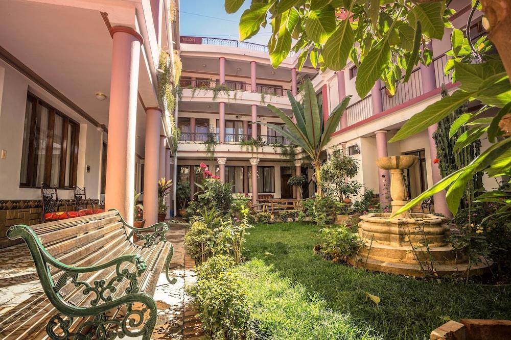 Hotel Independencia Sucre Buitenkant foto