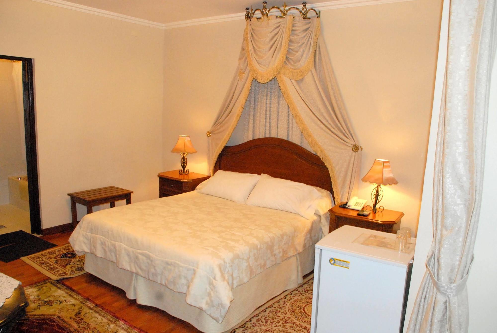 Hotel Independencia Sucre Buitenkant foto
